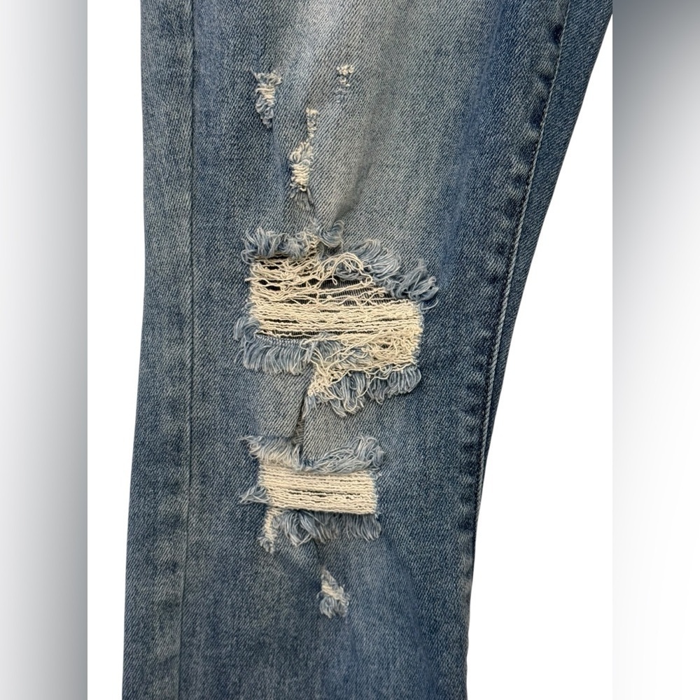 Judy Blue Destroyed Cropped Straight Leg - Picture 5 of 11